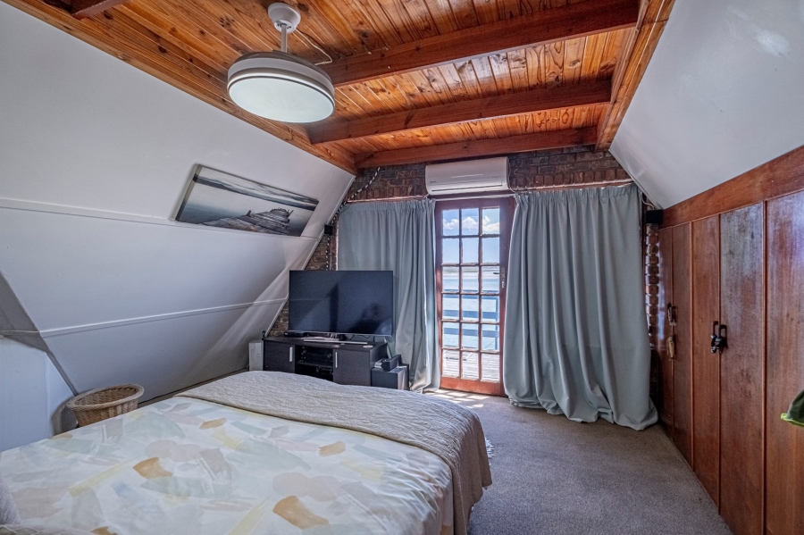To Let 4 Bedroom Property for Rent in Amsterdamhoek Eastern Cape